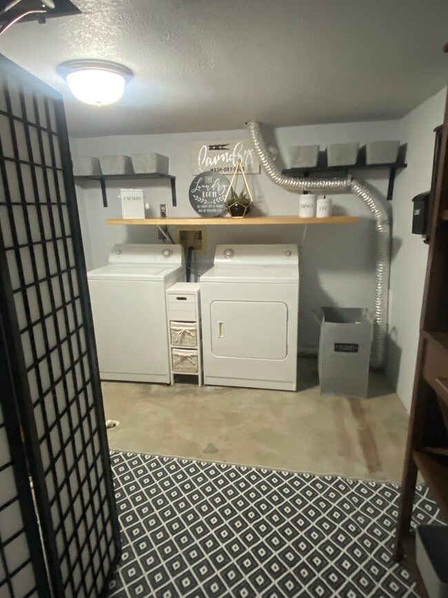 Building Photo - 4356 Hawks Lookout Ln