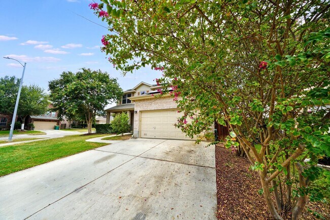Building Photo - Gorgeous 5-Bedroom, 3.5-Bathroom Home Near...