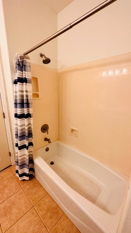 Building Photo - 10655 N 9th St