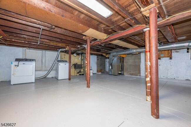 Building Photo - 99 Chesapeake Ave