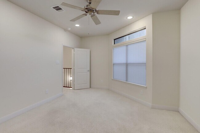 Building Photo - 6911 Staffordshire Blvd