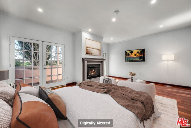 Building Photo - 10810 Rochester Ave