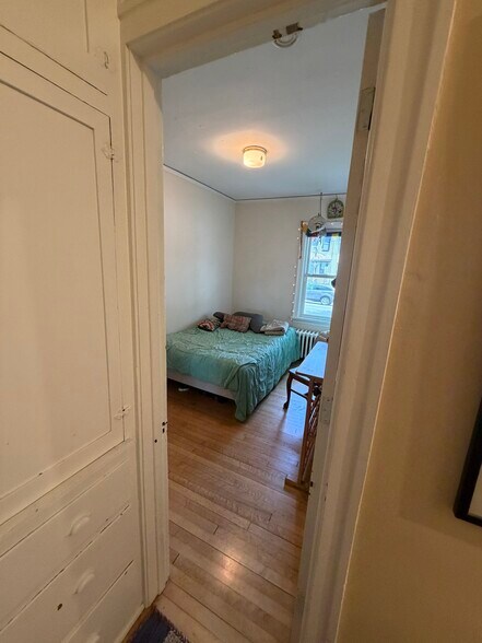 Building Photo - 1256 Spaight St