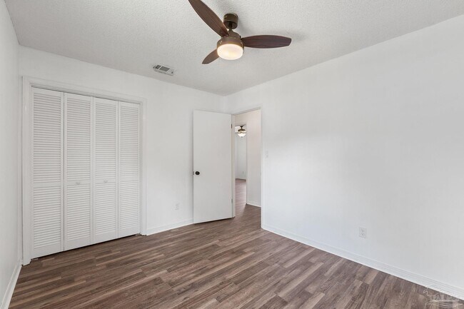 Building Photo - 4613 Pebble Creek Dr