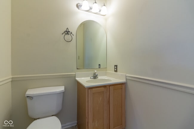 Building Photo - 12631 Geist Cove Dr