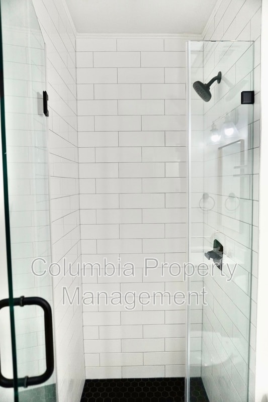 Building Photo - 5221 2nd St NW
