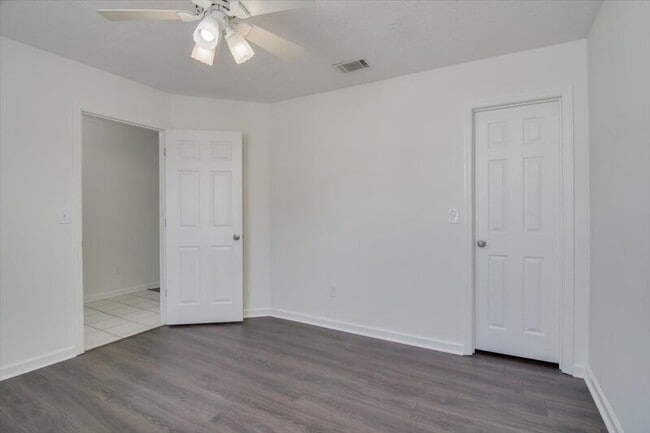 Building Photo - 968 Cammaron Way