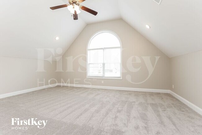 Building Photo - 2392 Andersonville Dr