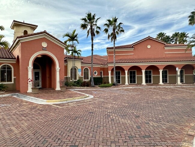 Building Photo - 4600 SW 160th Ave