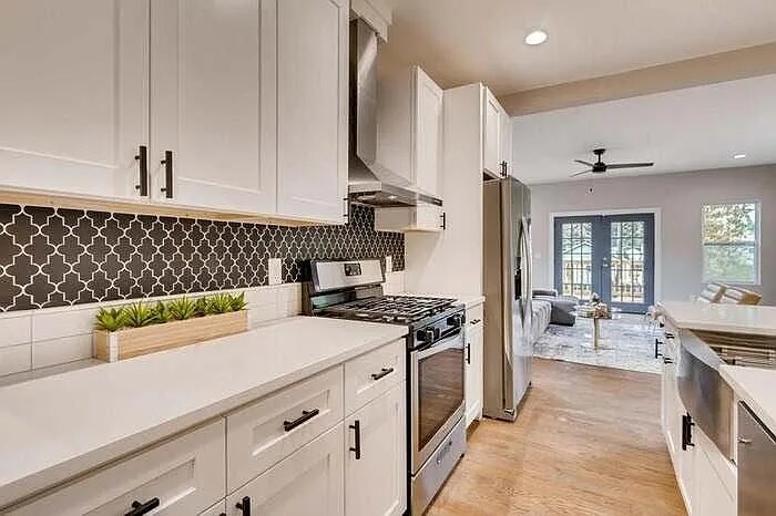 Building Photo - 816 Beechwood Ave SW