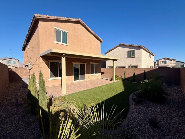 Building Photo - Ultra Modern New Build 4 Bedroom in Gated Community by Tule Springs!