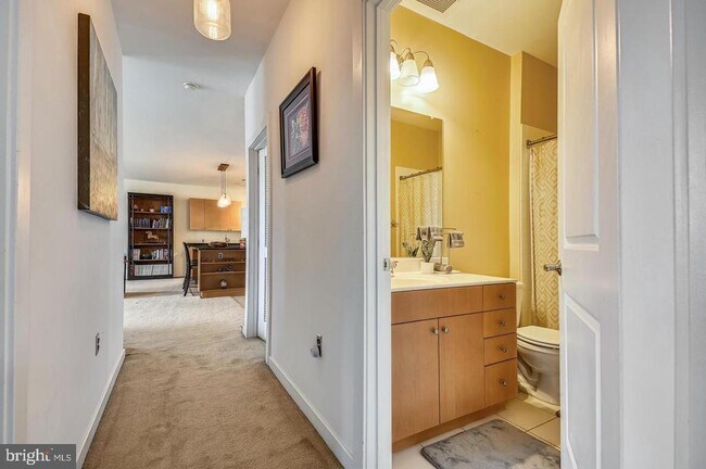 Building Photo - 2007 Clipper Park Rd