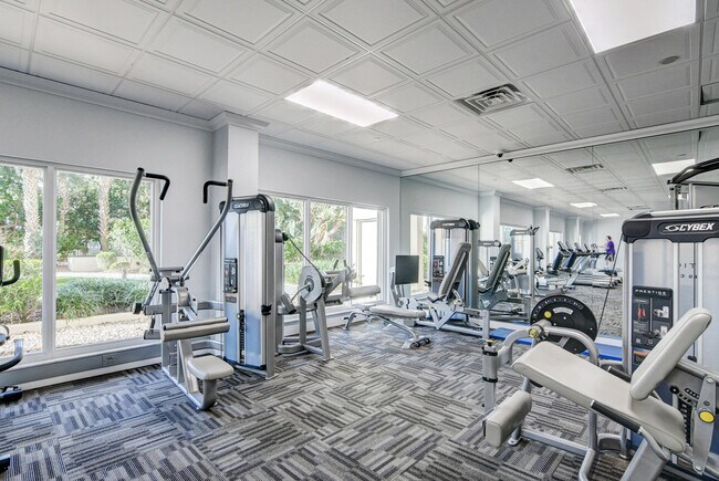 Building Photo - 4301 N Ocean Blvd