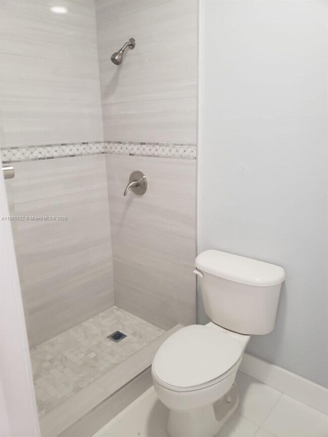 Building Photo - 8478 SW 166th Pl