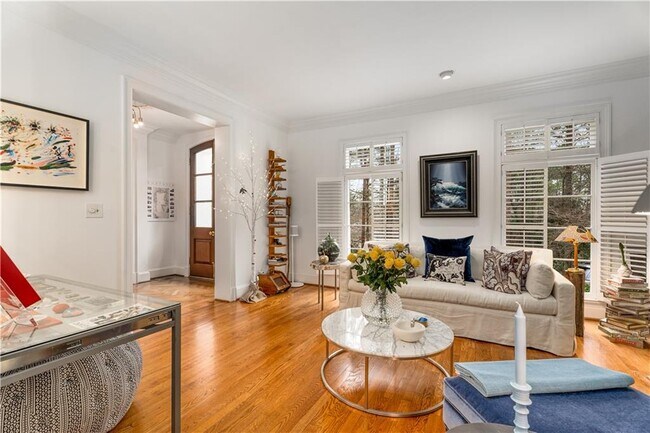 Building Photo - 4224 E Conway Dr NW