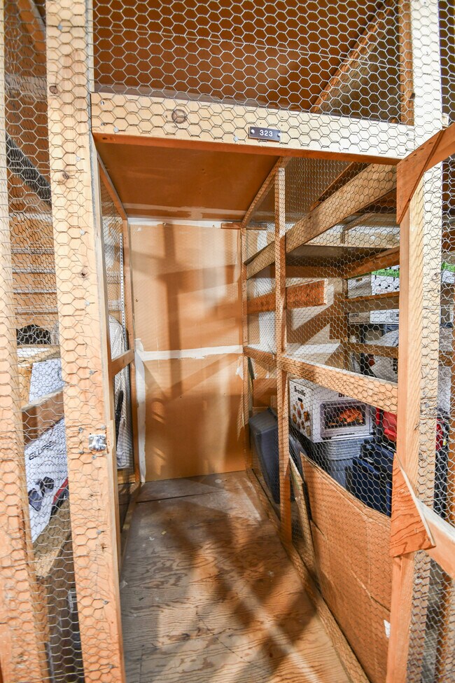 Building Photo - 2904 W 33rd St