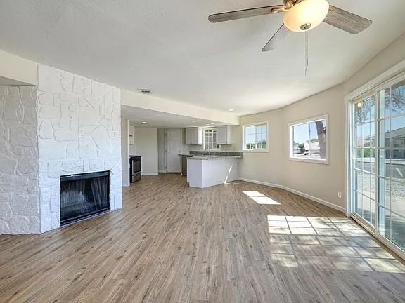 Building Photo - Available Now for Rent in the prestigious community of Silver Lakes! Please act fast as this beau...