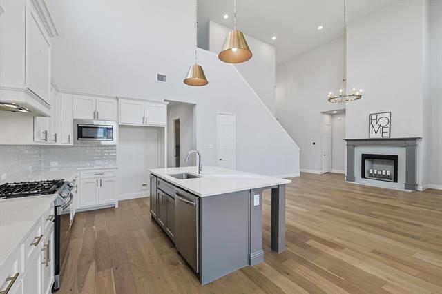 Building Photo - 116 W Furlong