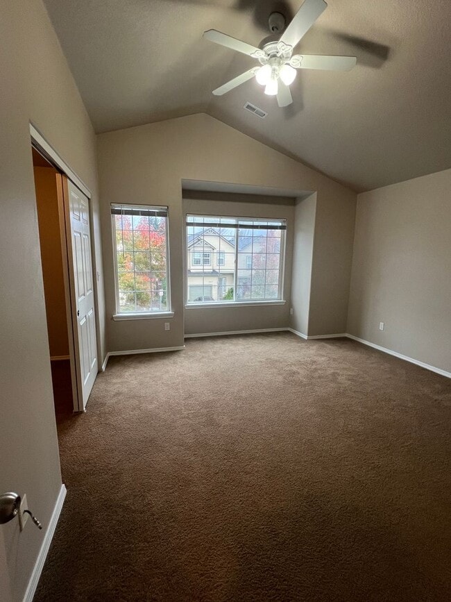 Building Photo - 3 Bedroom 2.5 Bath Home in Kelly Creek Estates