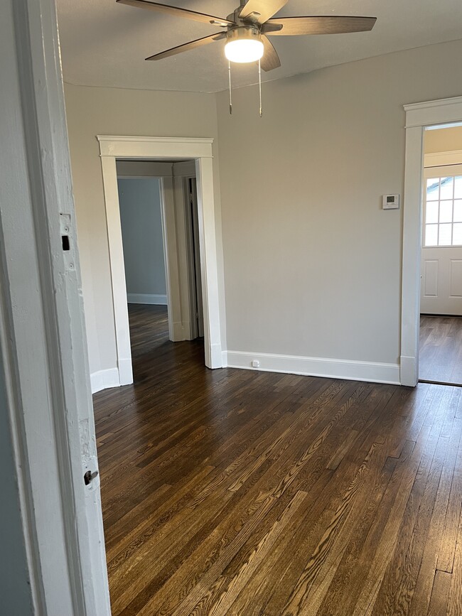 Building Photo - 1307 Idlewood Ave