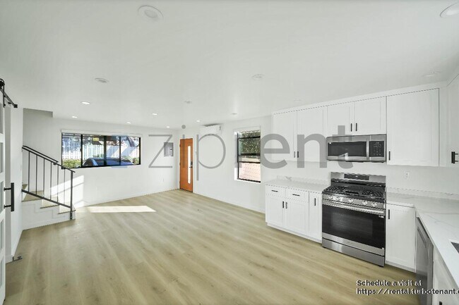 Building Photo - 4935 Cloud Ave