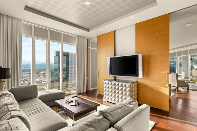 Building Photo - 3750 S Las Vegas Blvd