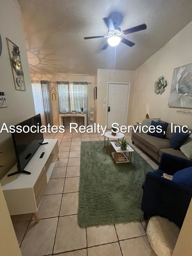 Building Photo - Beautifully furnished  2-Bedroom Duplex – ...