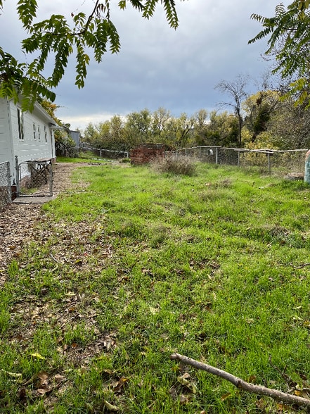 Building Photo - 39 Stark Ln