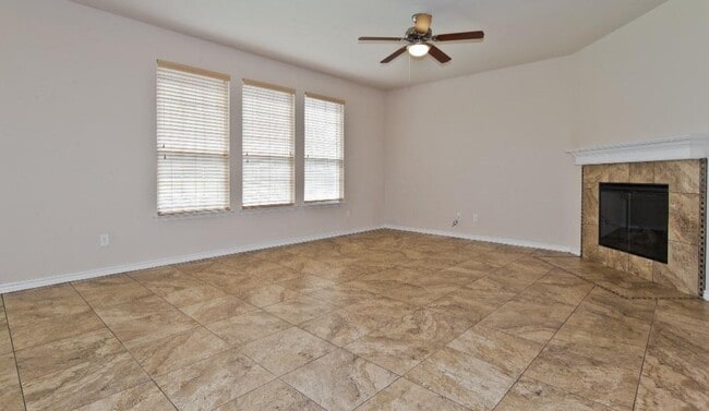 Building Photo - 506 Port Royale Way
