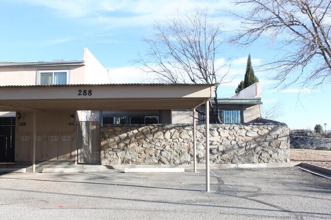 Building Photo - 288 Maricopa Dr