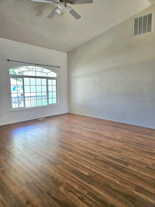 Building Photo - Single level 4 bedroom 2 bath Boise home.