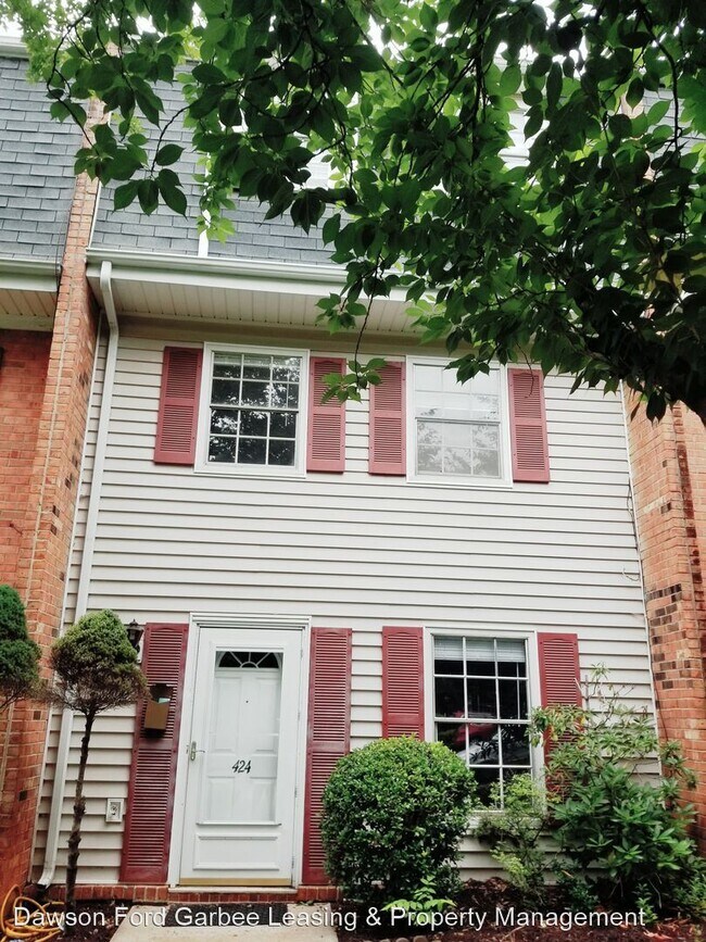 Primary Photo - 3 br, 1.5 bath House - 424 West Cadbury Drive