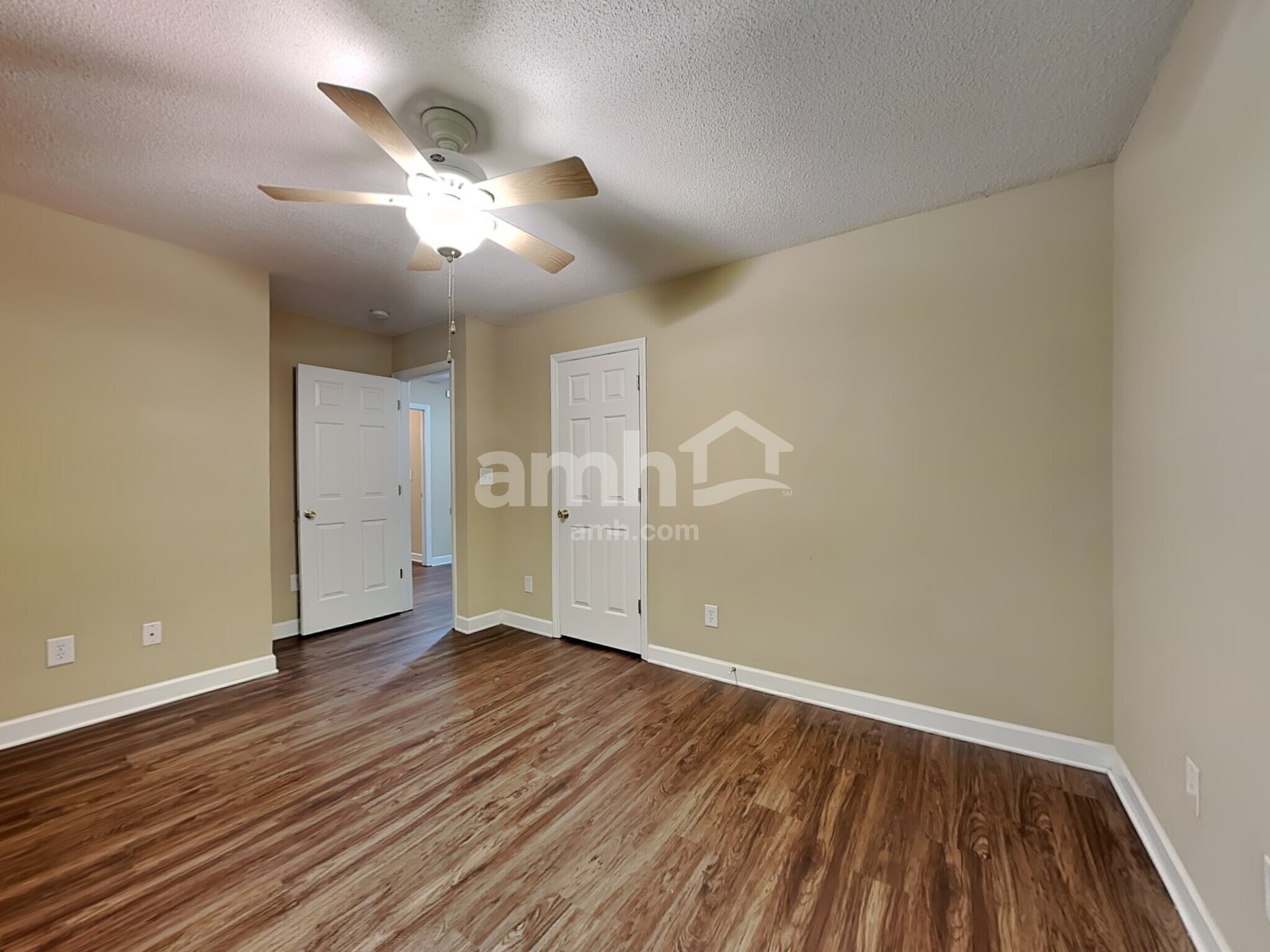 Building Photo - 1629 Hawkcrest Ln