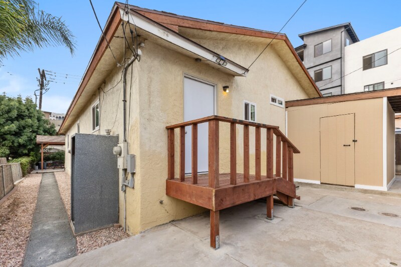 Building Photo - 5537 Lauretta St