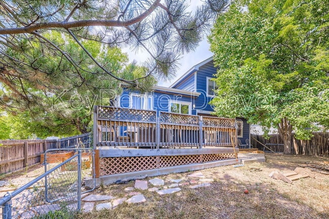 Building Photo - 12295 Crabapple St