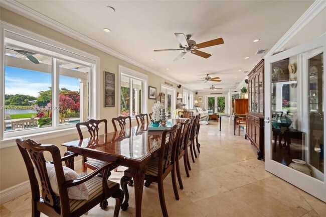 Building Photo - 10740 SW 74th Ct