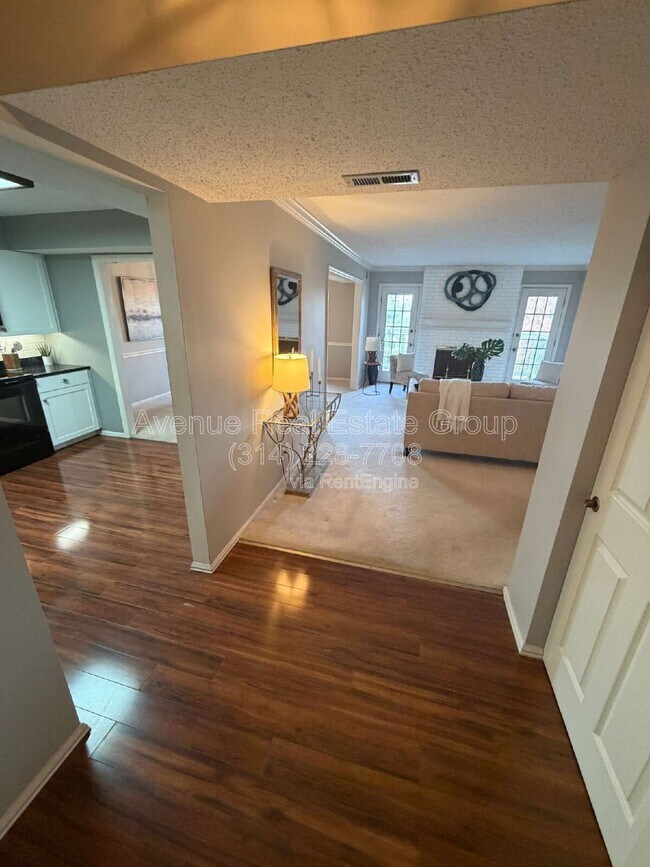 Building Photo - 312 Clayton Xing Dr