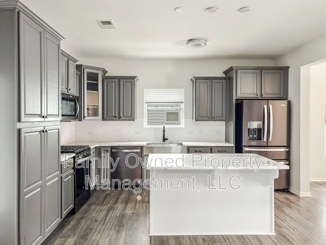 Building Photo - 242 Dunlin Dr