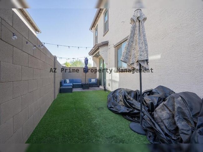 Building Photo - 3814 S 58th Dr