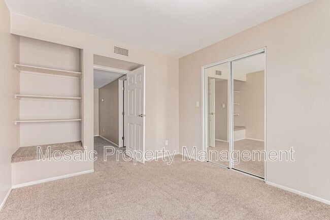 Building Photo - 835 N Granite Reef Rd