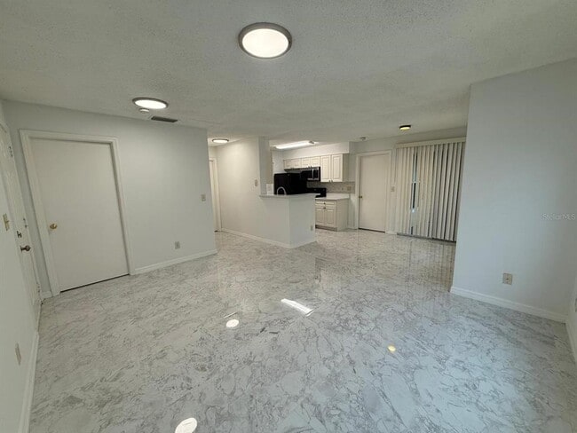 Building Photo - 1089 S Hiawassee Rd