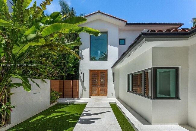 Building Photo - 3734 Chase Ave