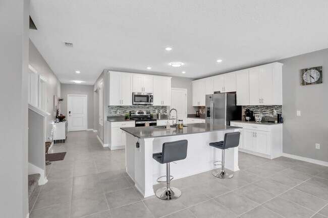 Building Photo - 1137 Sand Trap Ct