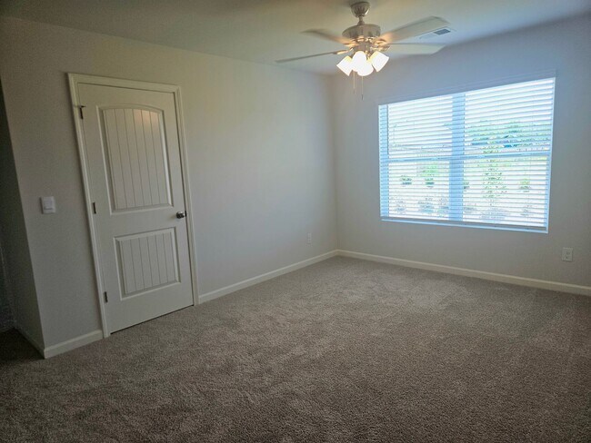 Building Photo - New 5 Bedroom 3 Bath House For Lease Dallas GA