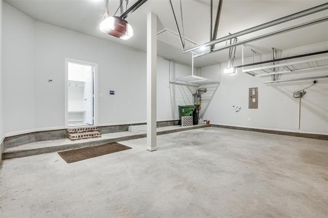 Building Photo - 1407 Lone Eagle Wy