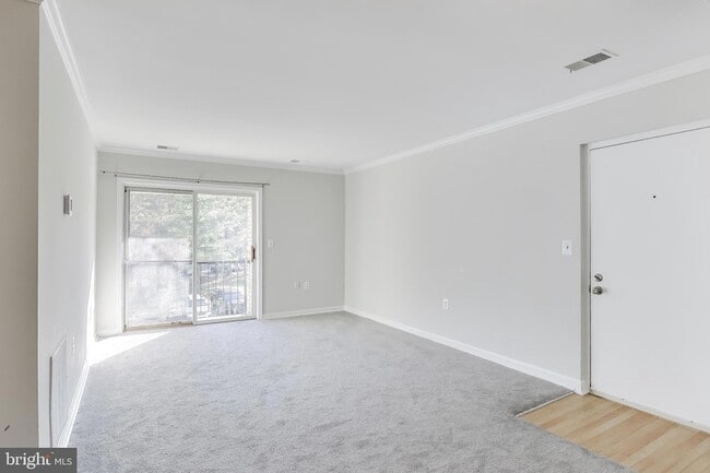 Building Photo - 8205 Whispering Oaks Way