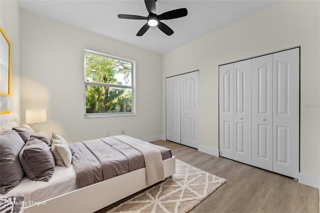 Building Photo - 2503 Dumont Ln