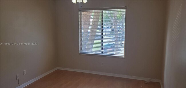 Building Photo - 1103 Coral Club Dr