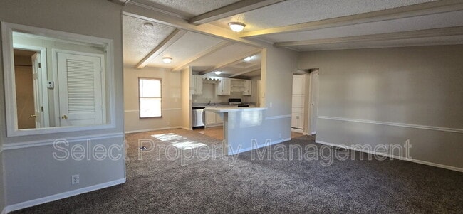 Building Photo - 3013 Prairie Grove Dr