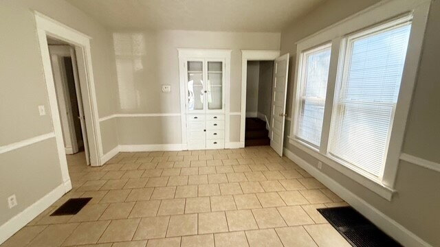Building Photo - SOUTH/CENTER TWP - GORGEOUS 4 BEDROOM EARLY CENTURY HOME AVAILABLE NOW!